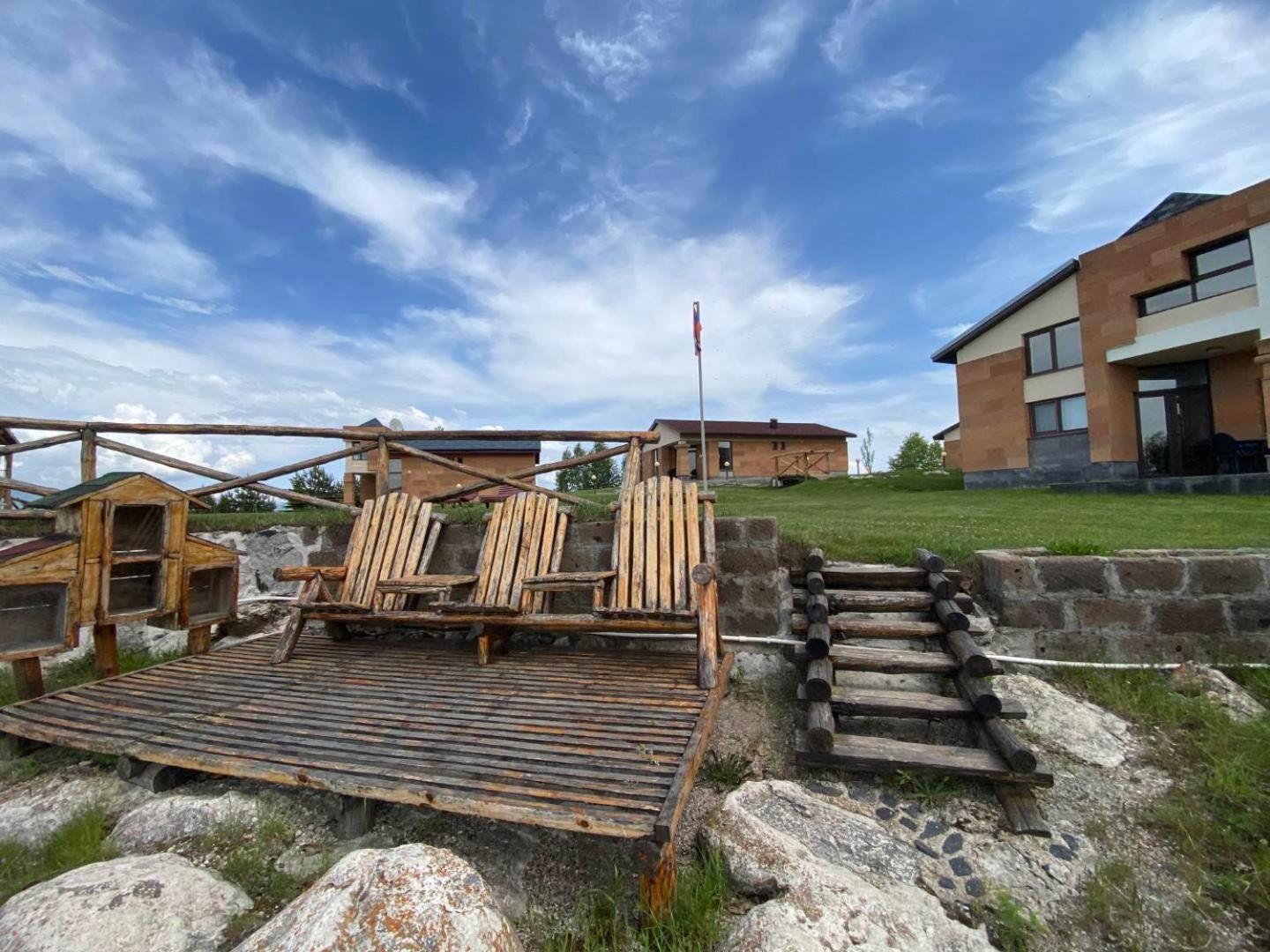 Tsovasar Family Rest Complex Aparthotel Tsovazard Exterior photo